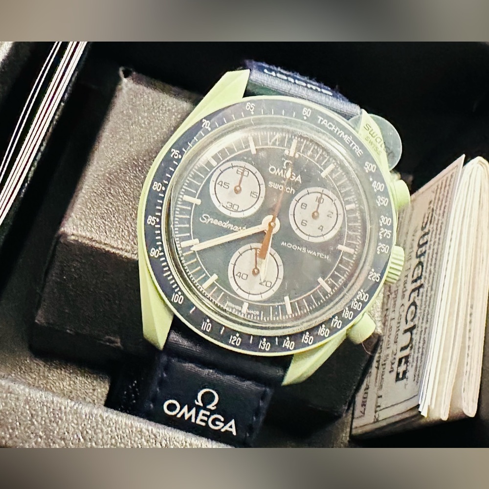 Swatch Omega - Mission on Earth Green & Royal Blue